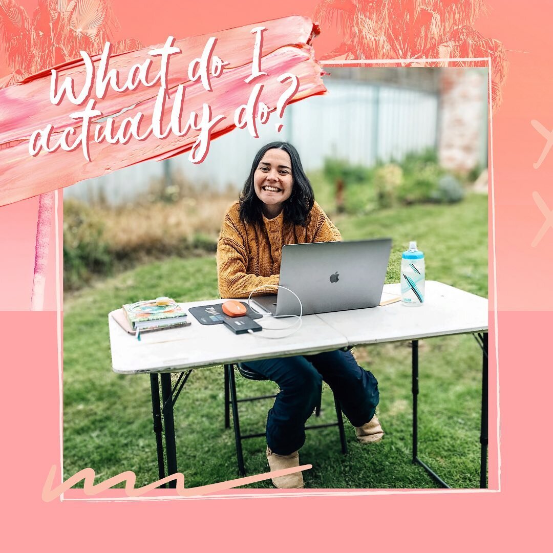 I&rsquo;m not your average graphic designer. In fact, I&rsquo;m not even taking on clients. So&hellip;what do I do all day?

I&rsquo;m a business owner, course creator, design coach and graphic designer - all mixed into one 😅

But my fav part of wha